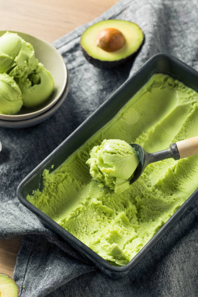istock Homemade Green Organic Avocado Ice Cream 952495818