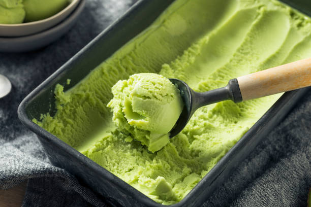 istock Homemade Green Organic Avocado Ice Cream 952496202