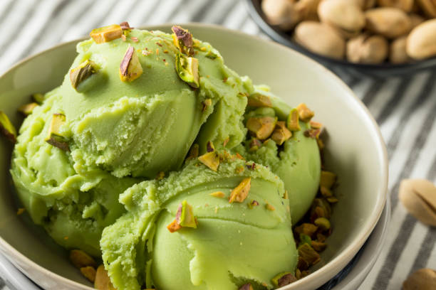 istock Homemade Green Pistachio Ice Cream 952496786