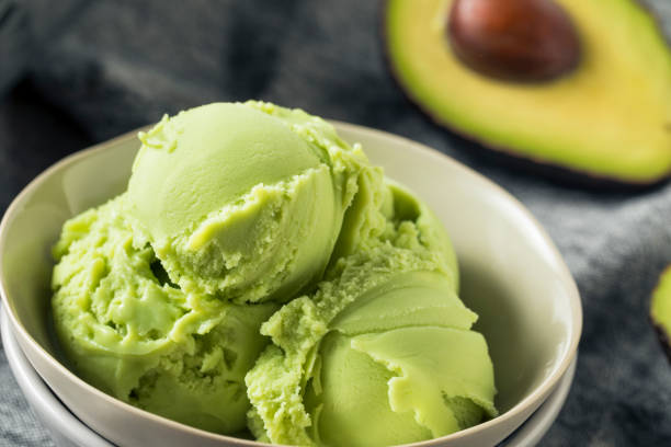 istock Homemade Green Organic Avocado Ice Cream 952496916