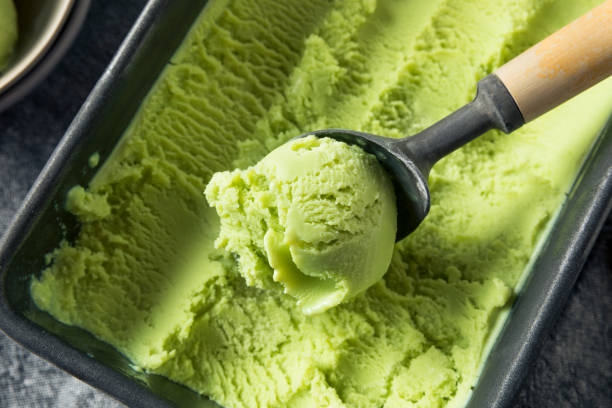 istock Homemade Green Organic Avocado Ice Cream 952497032