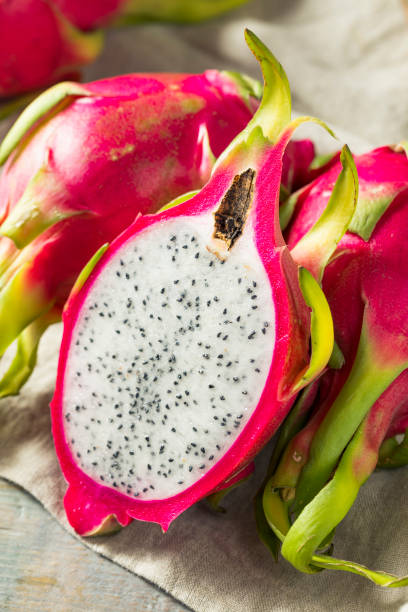 istock Raw Red Organic Dragon Fruit 952497258
