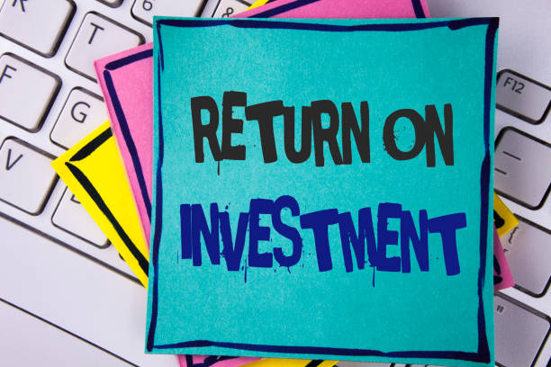 istock Handwriting text writing Return On Investment. Concept meaning Performance Measure Evaluation of a Business Efficiency written on Sticky note paper placed on Laptop Keyboard Sticky Note papers. 952645340
