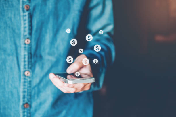 istock Online banking businessman using smartphone wit Fintech and Blockchain concept 952662044