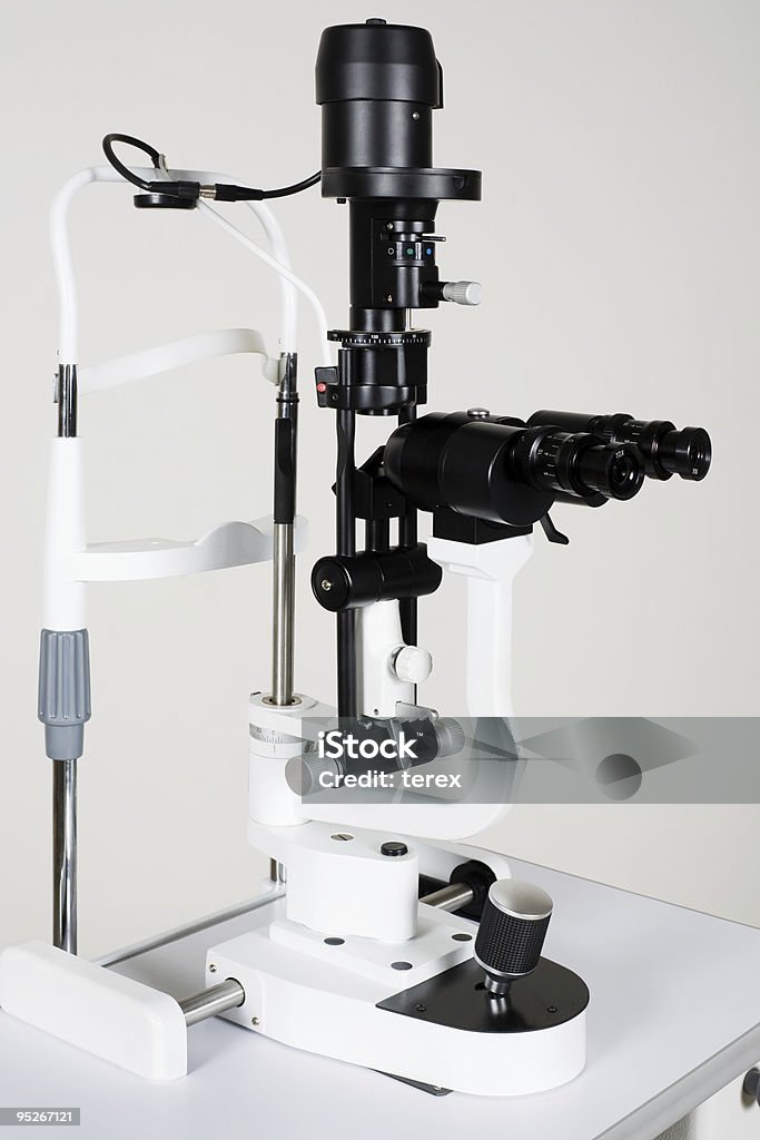 Microscopio moderno - Foto de stock de Aparato de prueba ocular libre de derechos