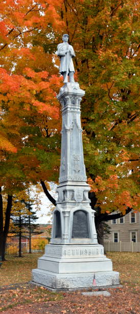 istock Civil War Monument in Mechanic Falls, Maine 952855234