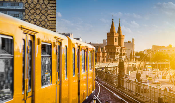 istock U-Bahn with Oberbaum Bridge at sunset, Berlin Friedrichshain-Kreuzberg, Germany 952878624