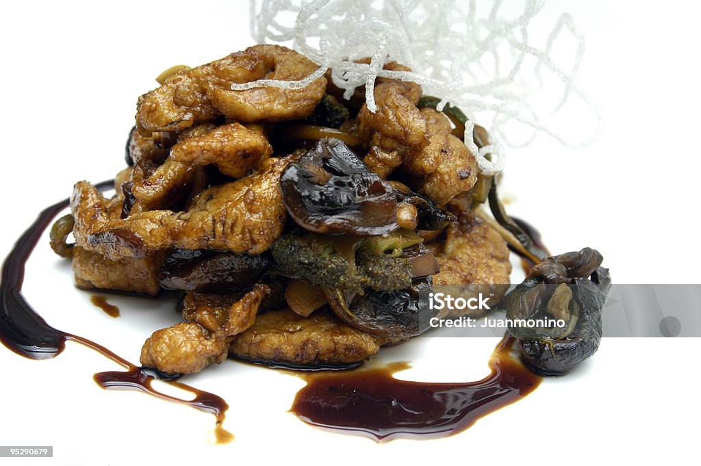 Pollo agridulce con champiñones 2 - Foto de stock de Ala de pollo libre de derechos