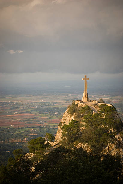 istock Cross, Santuari de Sant Salvador, Mallorca 95292895