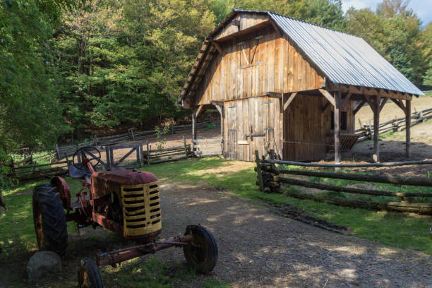 istock Old Farm in Omega Parc (Canada) 952954726