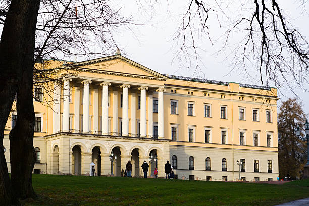 istock The Royal Palace in Oslo, Norway 95296584