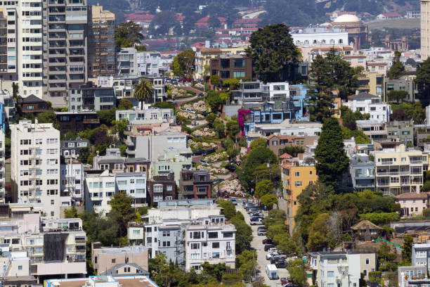 istock Lombard Street San Francisco 952970738