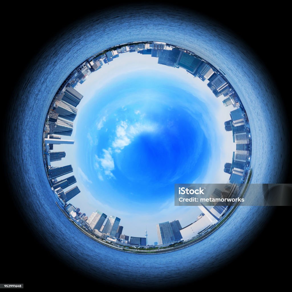 Panorama du cercle des toits de la ville urbaine, par exemple, si elles ont été prises avec un objectif Fish-Eye - Photo de Fish-eye libre de droits