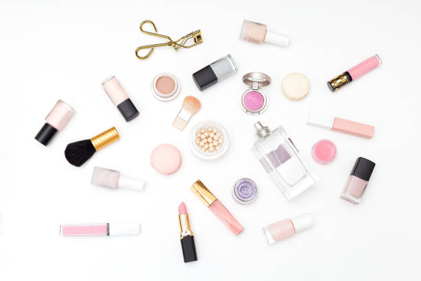 istock Set of decorative cosmetics on a light background. Flat lay 953014596
