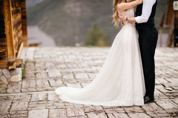 istock Wedding couple outdoors 953036680