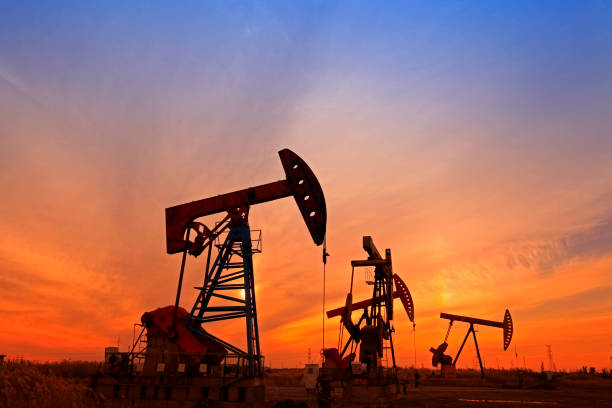 istock The oil pump, industrial equipment 953049140