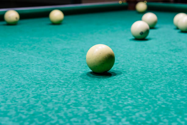 istock Balls on the green cloth. Russian billiard 953053600