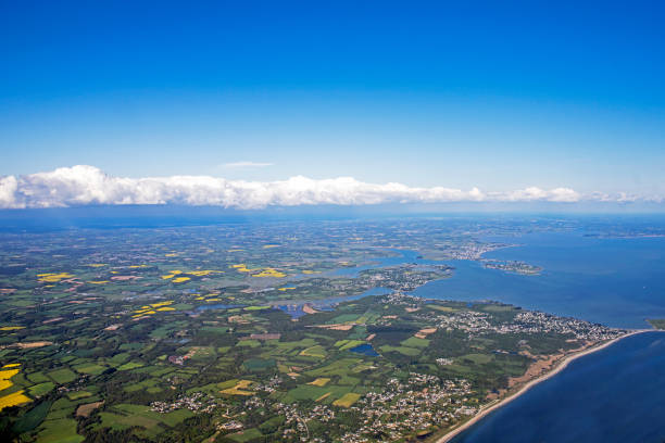 istock Flight on the Atlantic coast, Loire estuary and salt marsh 953094628