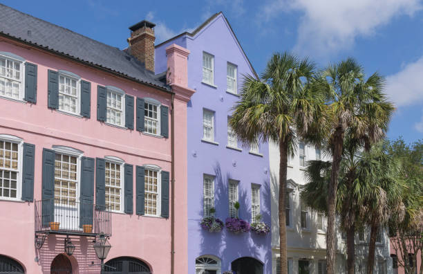 istock Rainbow Row, Charleston, South Carolina 953139896
