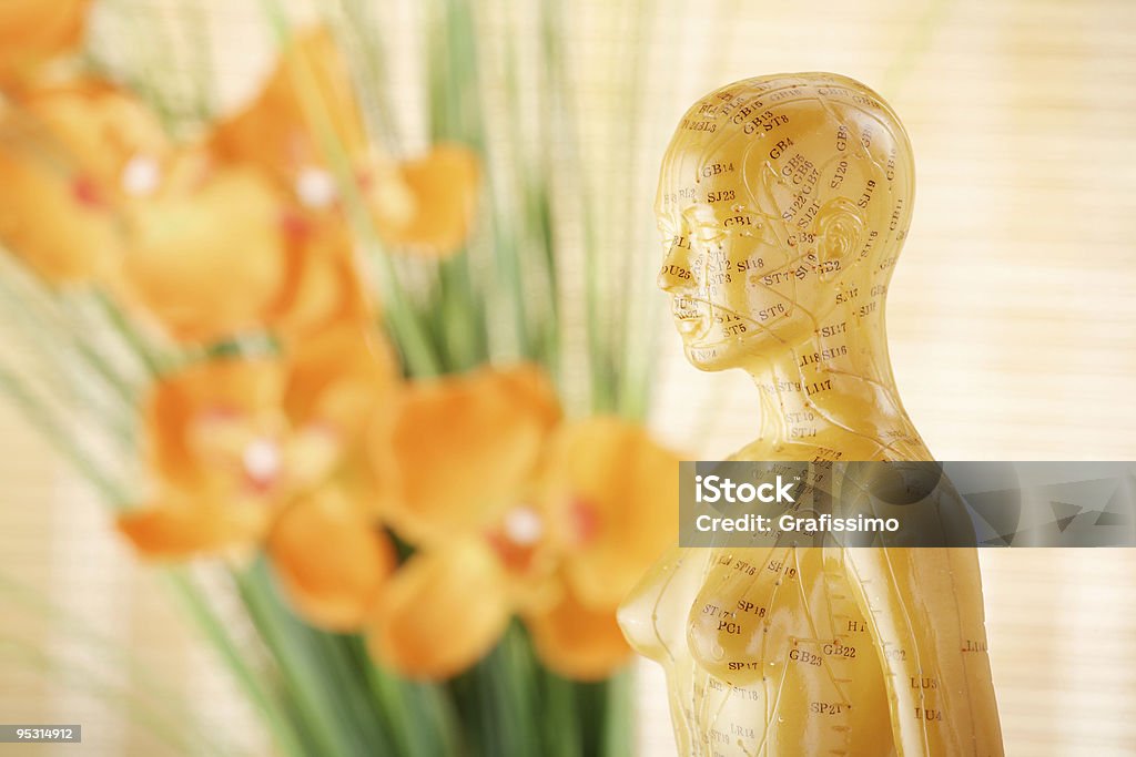 Agopuntura modello femminile - Foto stock royalty-free di Agopuntura