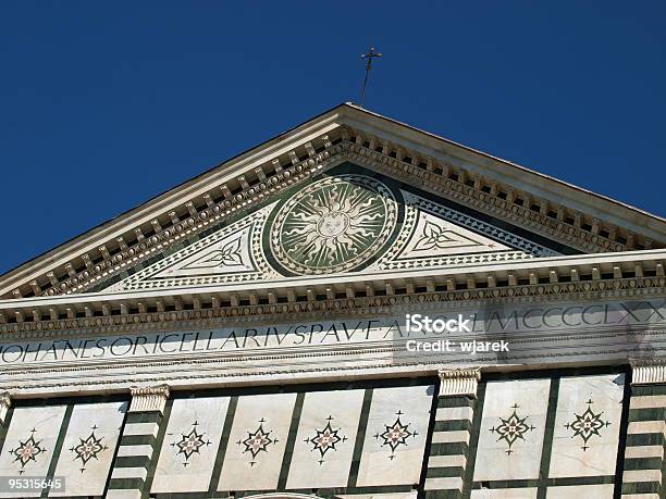 La Facciata Di Santa Maria Novella A Firenze - Fotografie stock e altre immagini di Antico - Condizione - Antico - Condizione, Arcata, Architettura