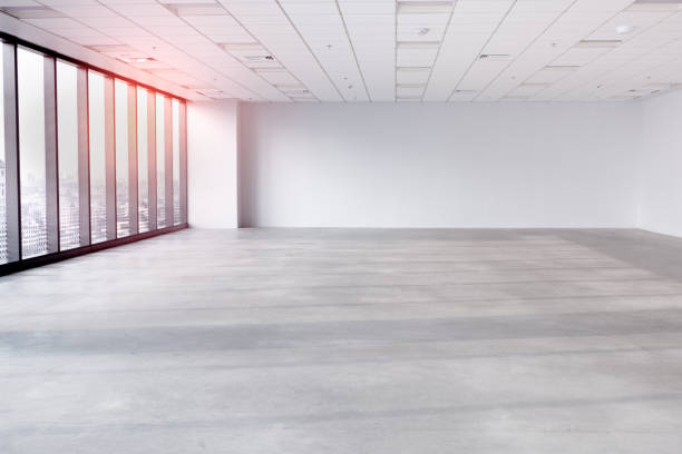istock Interior empty office room with white wallpaper without furniture. 953163162