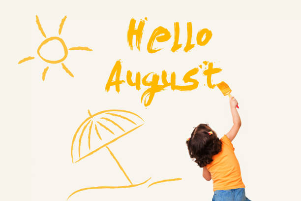 hola de agosto - bienvenido agosto fotografías e imágenes de stock