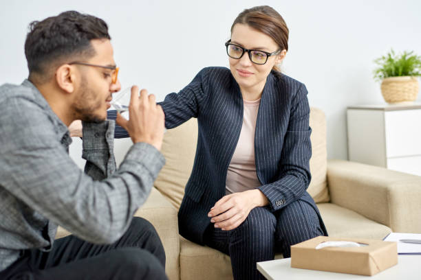 istock Trying to Cope with Grief 953262990