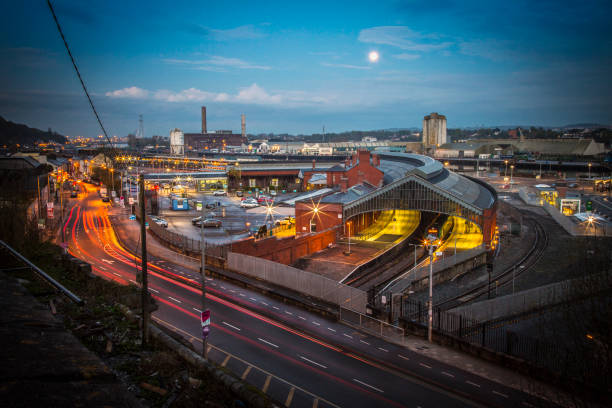 kent train station cork, irlandia - republic of ireland corcaigh night photography zdjęcia i obrazy z banku zdjęć