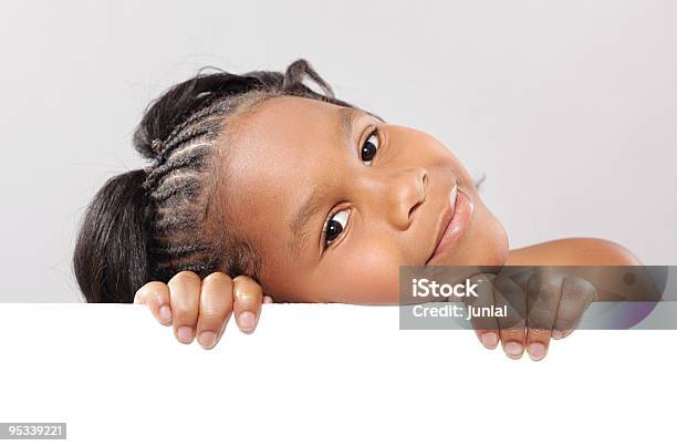 Con Spazio Copia - Fotografie stock e altre immagini di Bambino - Bambino, Sbirciare, Afro-americano