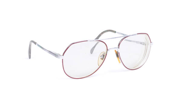istock Vintage glasses isolated 953428966