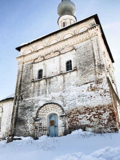 istock building Tikhvinsky Temple in Suzdal in winter 953441060