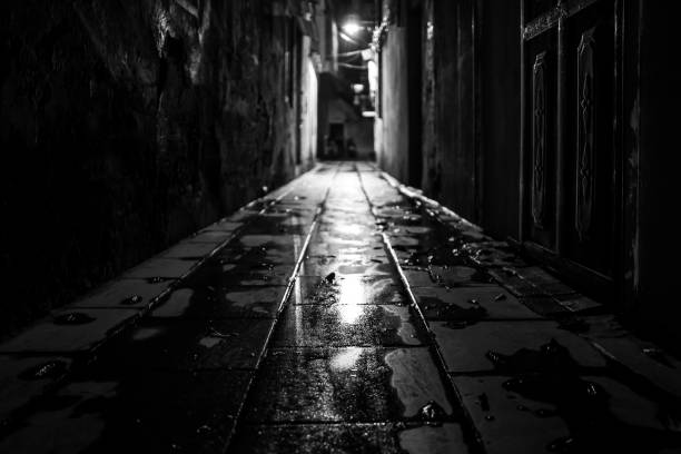 istock A street in Hanoi at night 953453836