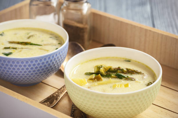 istock Asparagus cheese soup with potatoes and leek. 953455562