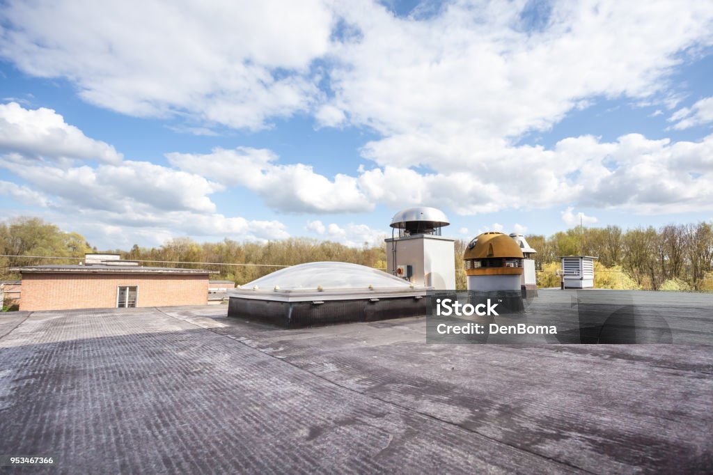 eine Kuppel auf dem Dach - Lizenzfrei Rauch Stock-Foto