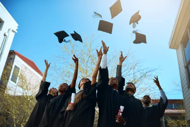istock Goodbye college, hello career! 953481088
