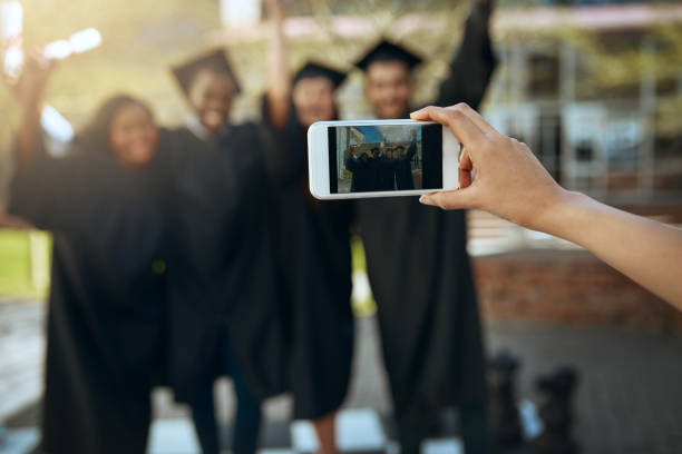 istock Snapshots from the graduation ceremony 953481110