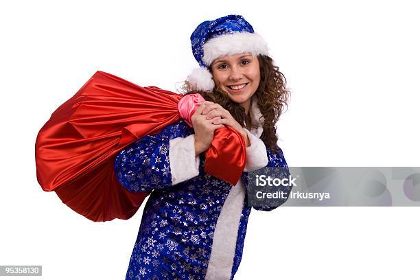 Санта Женщина Держит Красный Мешок С Подарками — стоковые фотографии и другие картинки Весёлый - Весёлый, Взрослый, Волнистые волосы