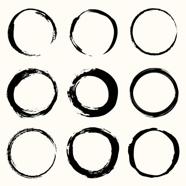 векторные круглые штрихи. кисть окрашена. круг черный кадр окрашены. - круг stock illustrations