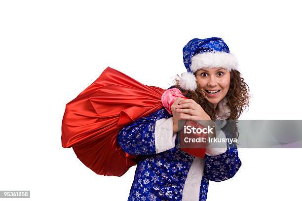 Санта Женщина Держит Красный Мешок С Подарками — стоковые фотографии и другие картинки Весёлый - Весёлый, Взрослый, Волнистые волосы