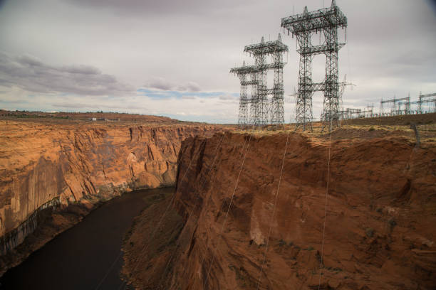 istock Glen Canyon Dam & Hydroelectric Power 953632988