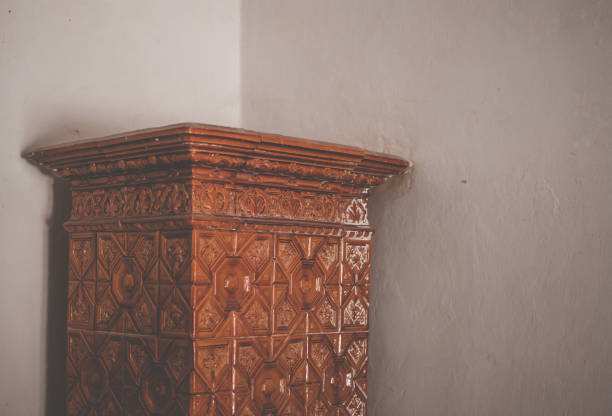 istock Slavic-Soviet traditional clay stove in an old appartment 953637886