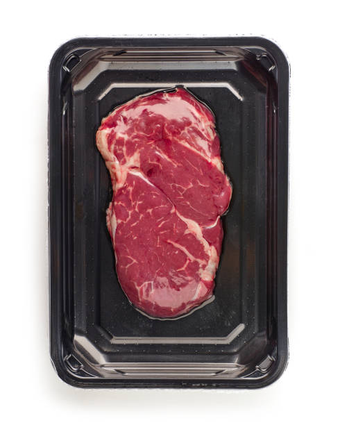 raw beef steak in vacuum package - airtight food box package imagens e fotografias de stock