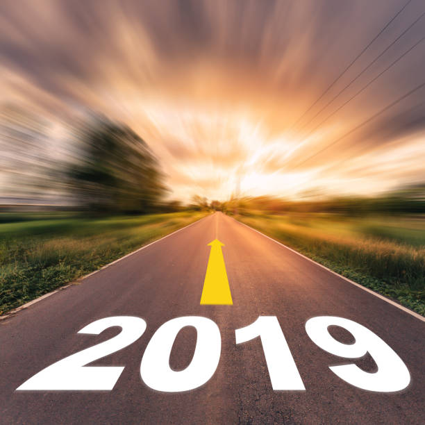 istock Empty asphalt road and New year 2018 concept. Driving on an empty road to Goals 2018. 953722728