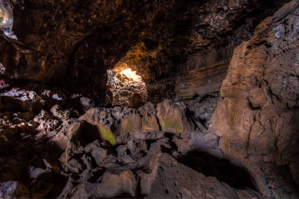 istock Lava Tube Cave, Lava Beds National Monument 953732852