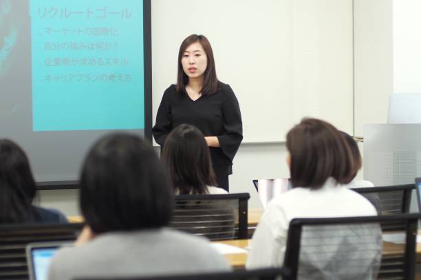 istock Young business woman giving a presentation 953747516
