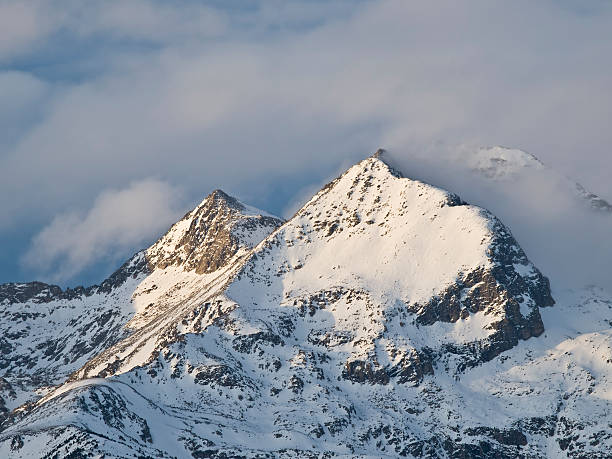 istock Summit of a Snowy Mountain 95380017