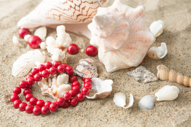Small items to decorate the home interior