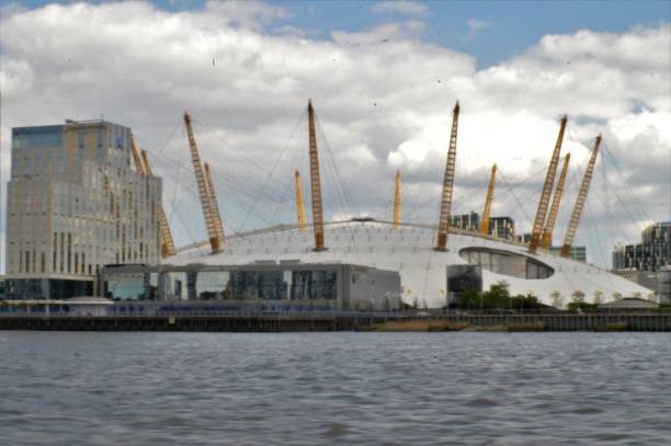 Emirates Cable and MBNA Thames Clipper Boat