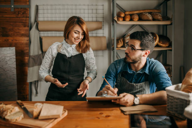 istock Bakers controlling quality of products 953928372